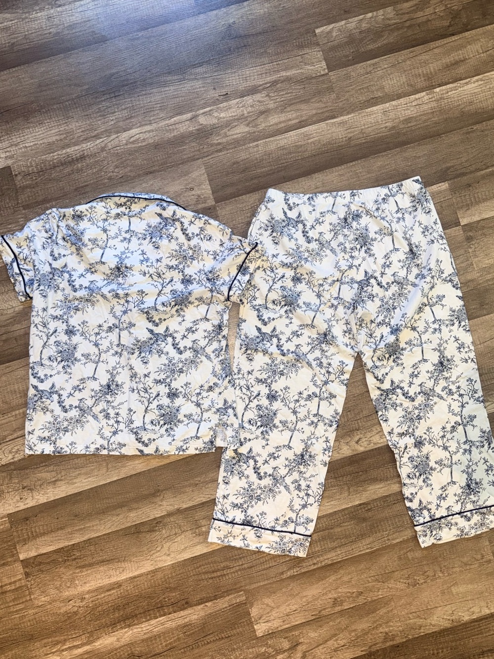 Petite Plume Women's Pima Pajama Set in Timeless Toile - S - Picture 8 of 8
